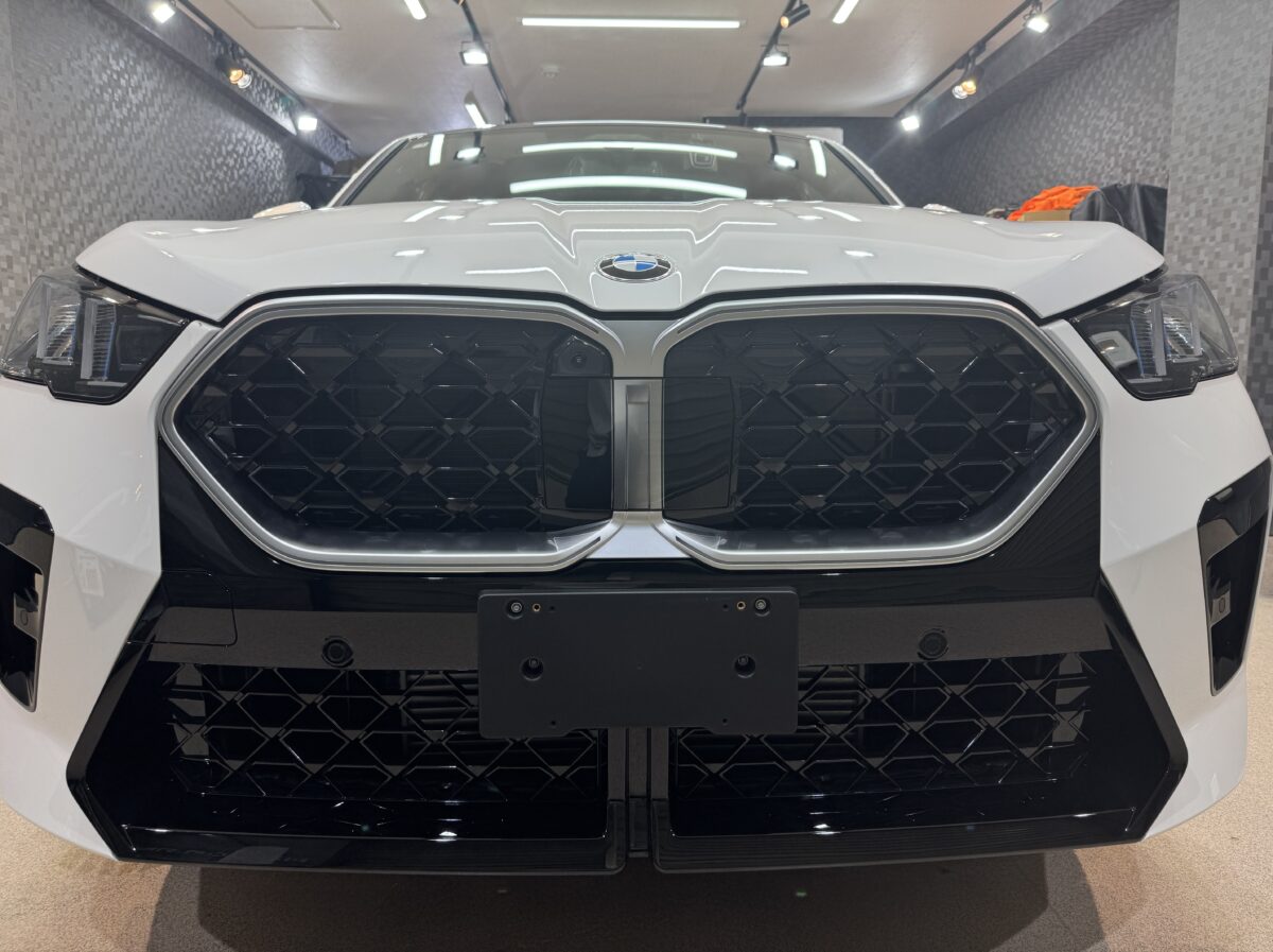 BMW X2 ガラスコーティング施工完了