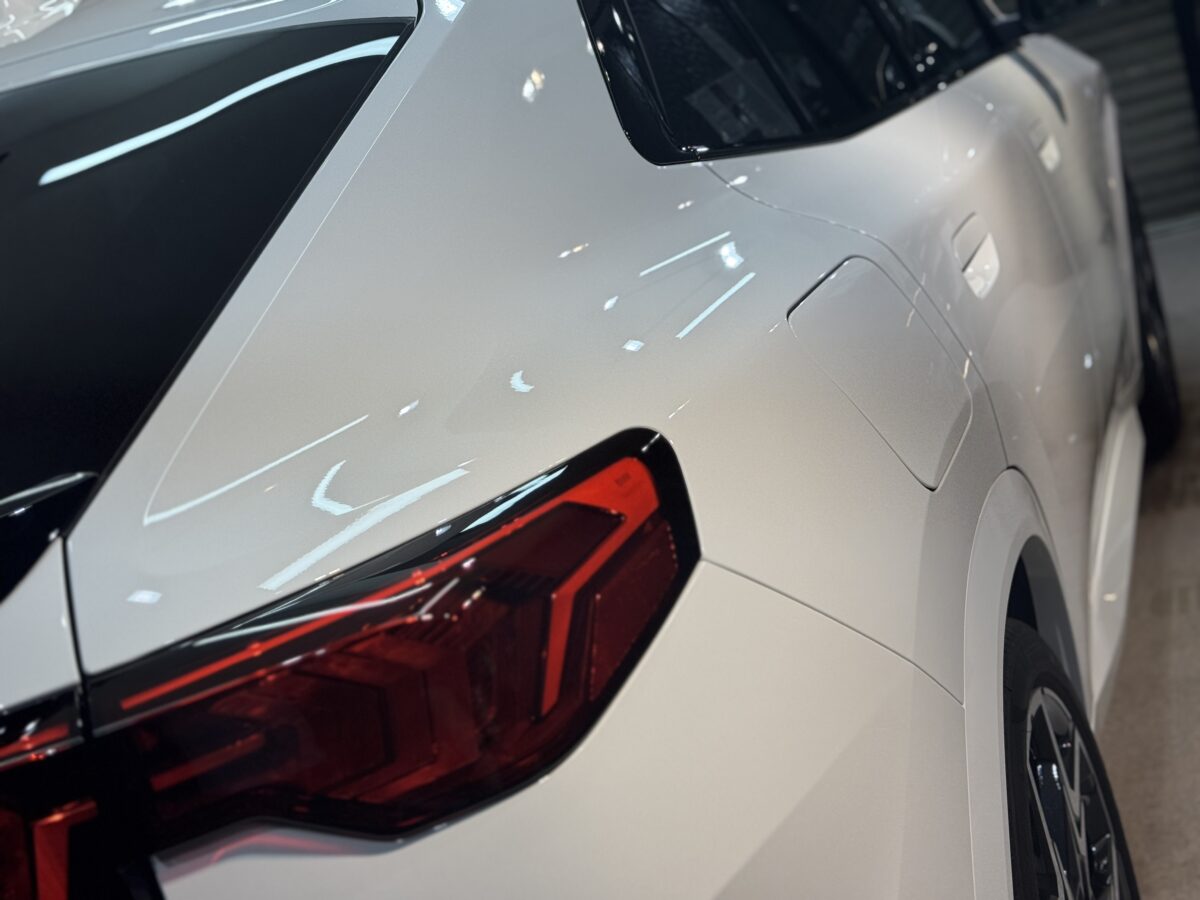 BMW X2 ガラスコーティング施工完了