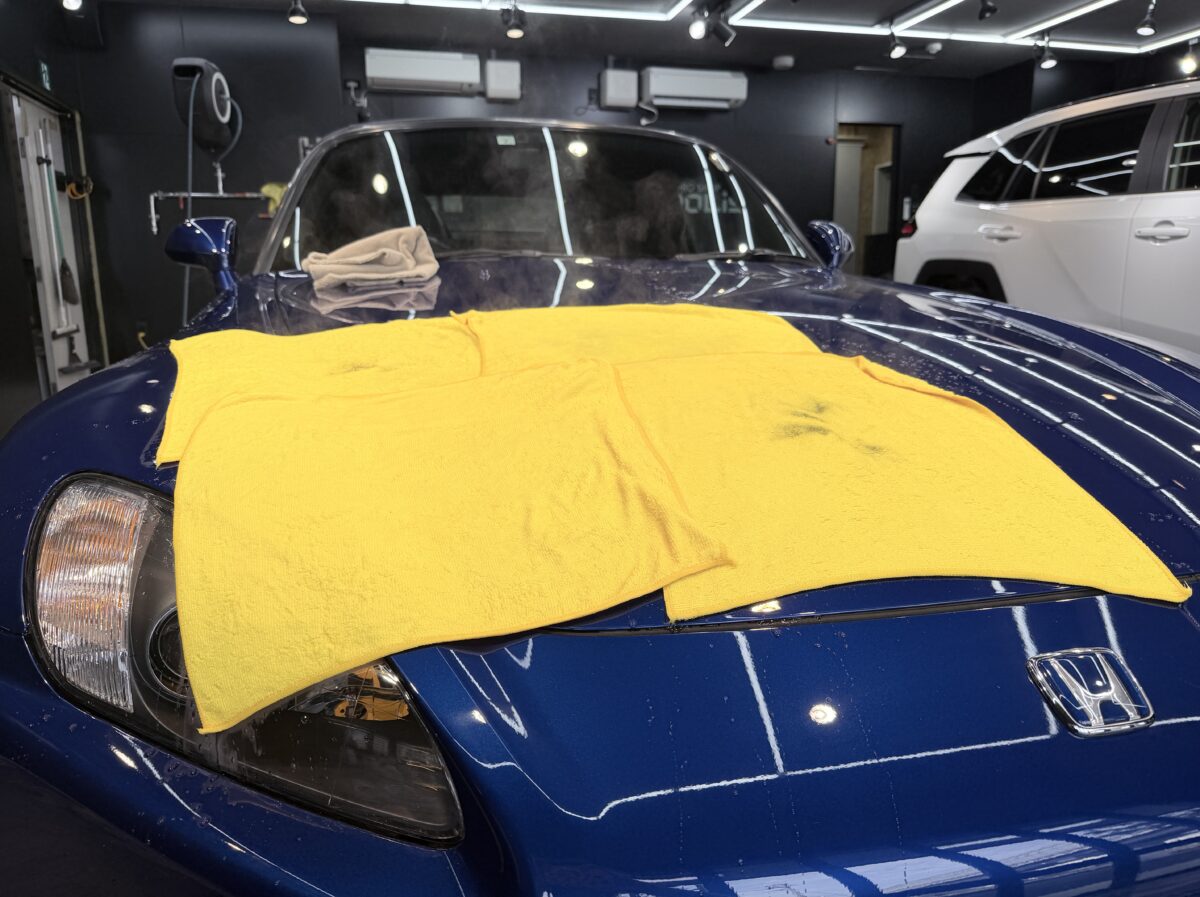 STEP 1|細部洗浄・花粉シミの熱分解除去