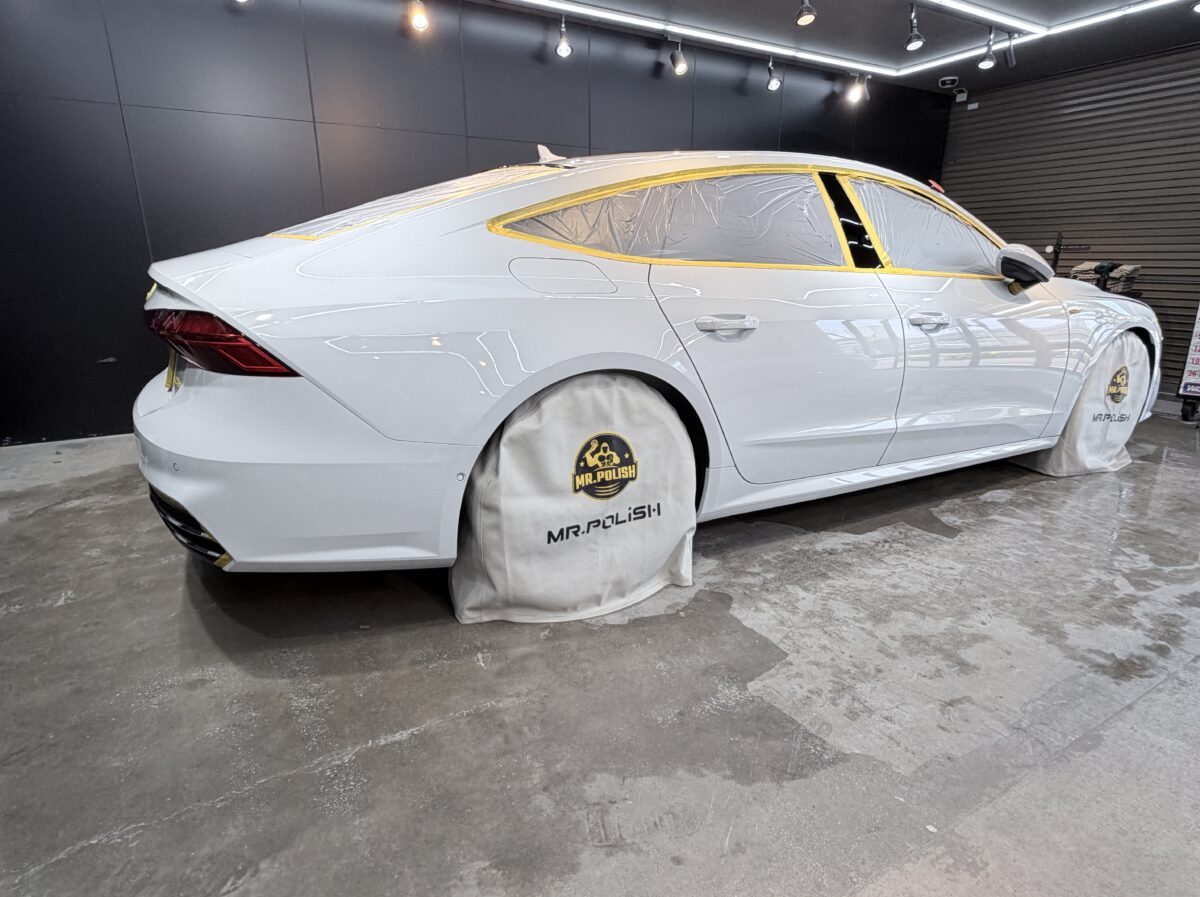 AUDI A7へフルマスキング処理
