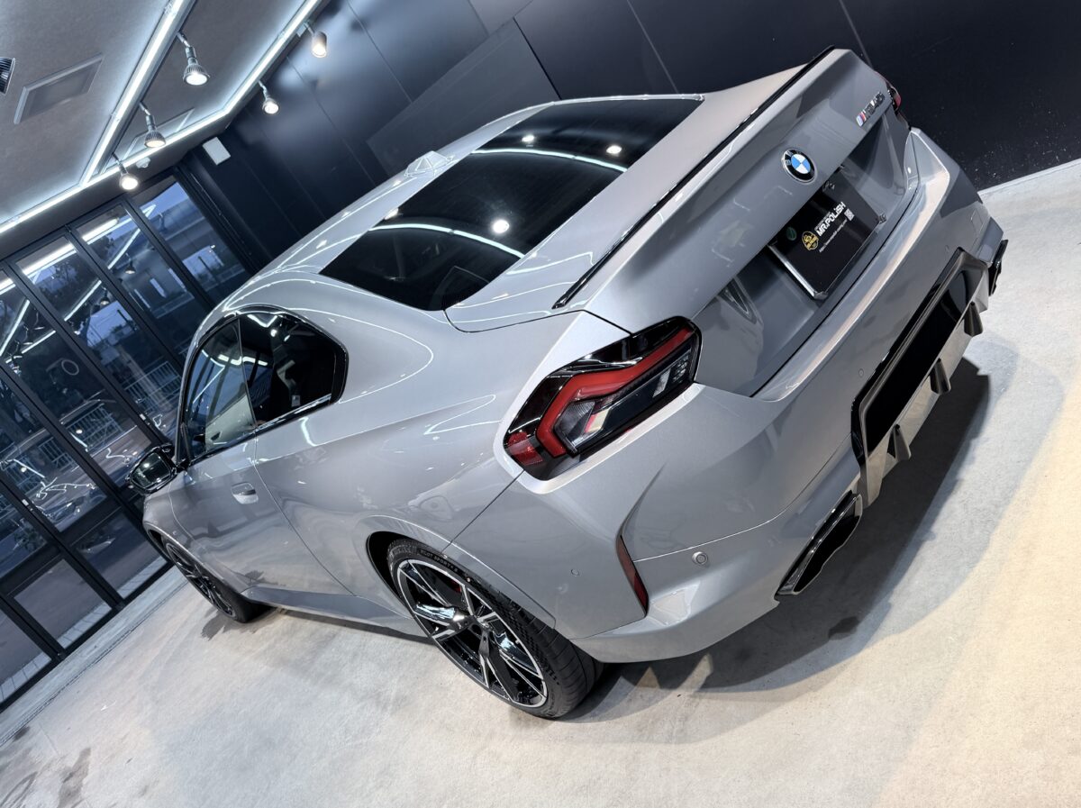 BMW M240へセラミックコーティング2層の施工完了