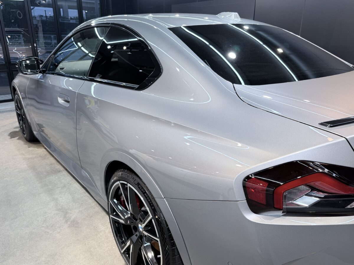 BMW M240へセラミックコーティング2層の施工完了