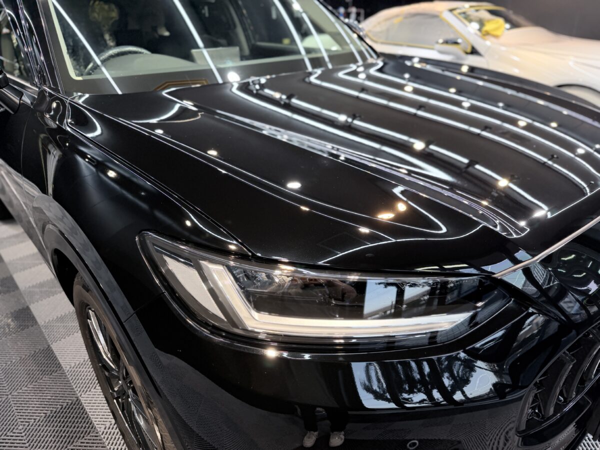 ホンダ ZRVへのガラスコーティングの施工完了