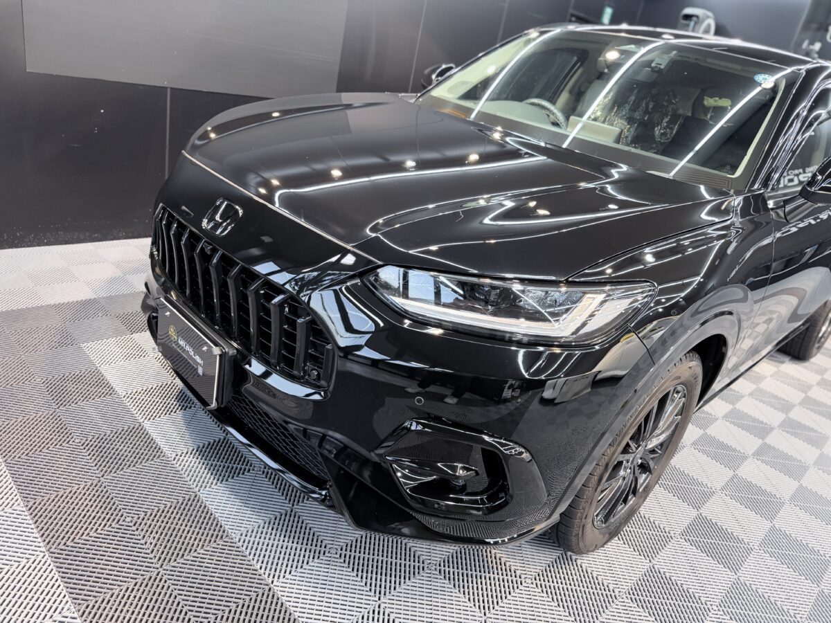 ホンダ ZRVへのガラスコーティングの施工完了