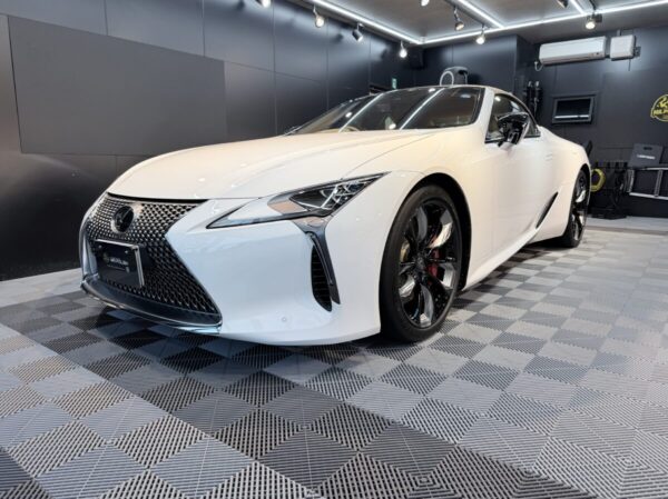 新型車 レクサス LC500 コンバーチブル｜“servFaces”セラミックコーティング2層＋ホイールコーティング＋窓ガラス撥水加工＋幌コーティング施工 ／ 神奈川県横浜市金沢区K様より