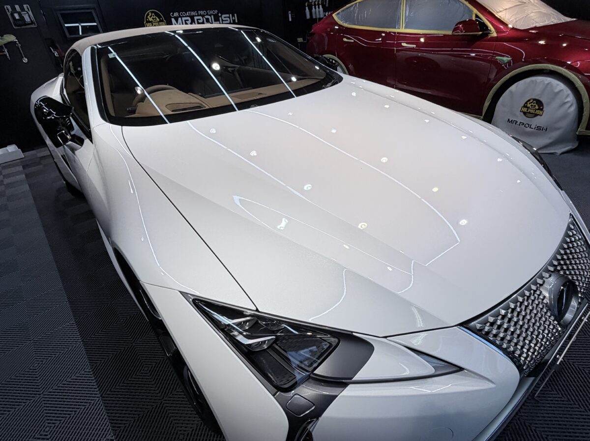 LEXUS LC500へのセラミックコーティング二層の施工完了|一緒に眺めた瞬間