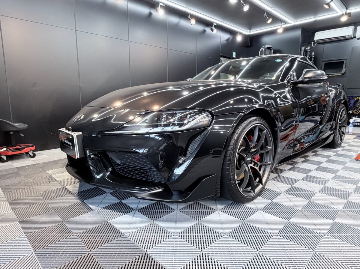 トヨタ スープラ ホイール脱着両面コーティングの施工完了