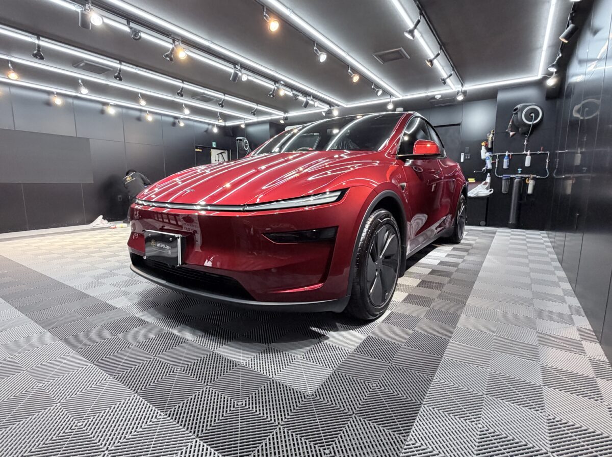 テスラ モデルYへセラミックコーティングの施工完了