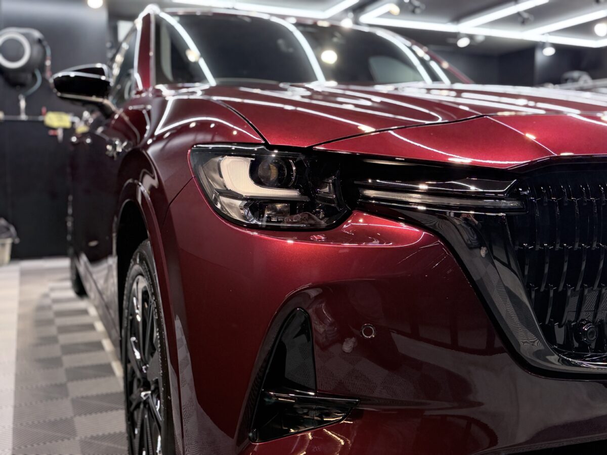マツダ CX-80へガラスコーティングの施工が完了