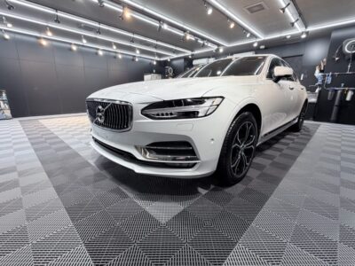 経年車 ボルボ S90｜ガラスコーティング＋窓ガラス撥水加工＋ホイール脱着両面コーティング施工 ／ 神奈川県横浜市磯子区T様より