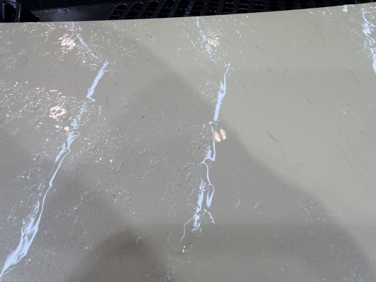 鉄粉除去作業