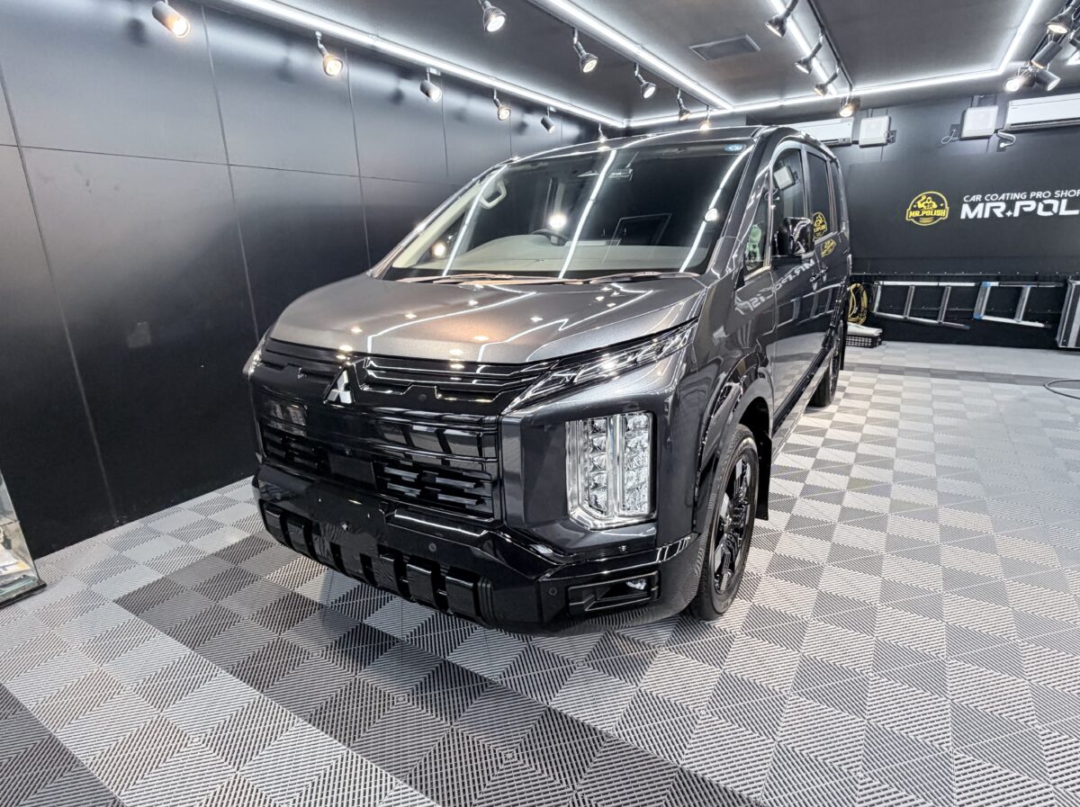 デリカ D5へガラスコーティングの施工完了