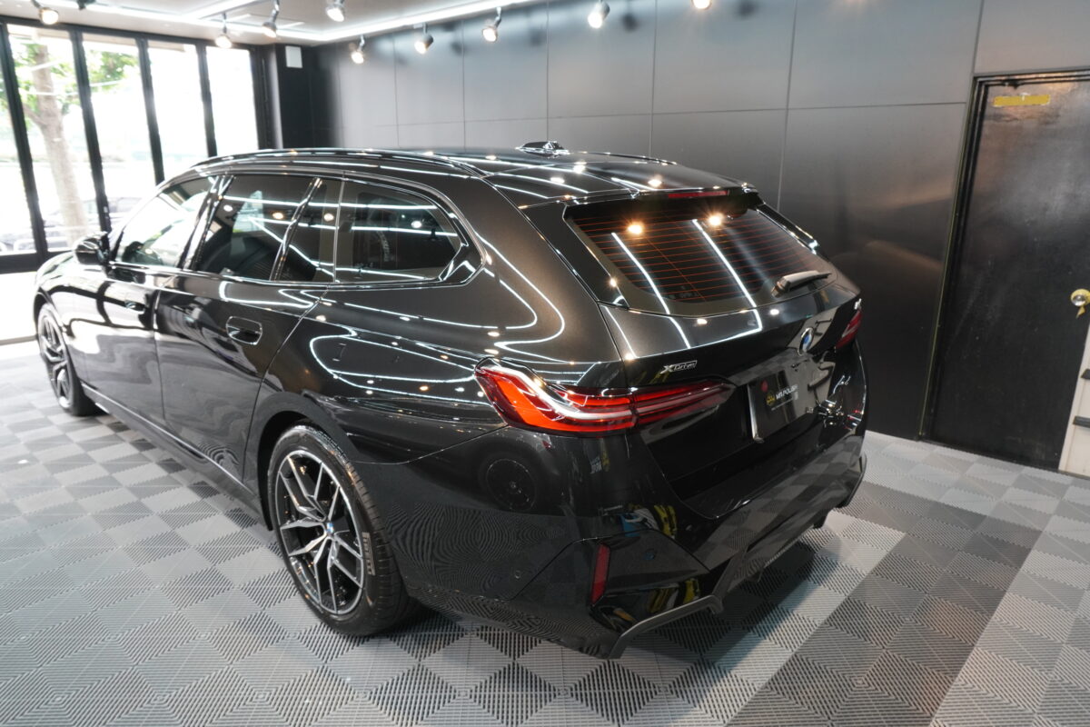 BMW5シリーズへセラミックコーティング二層 servFaces施工が完了