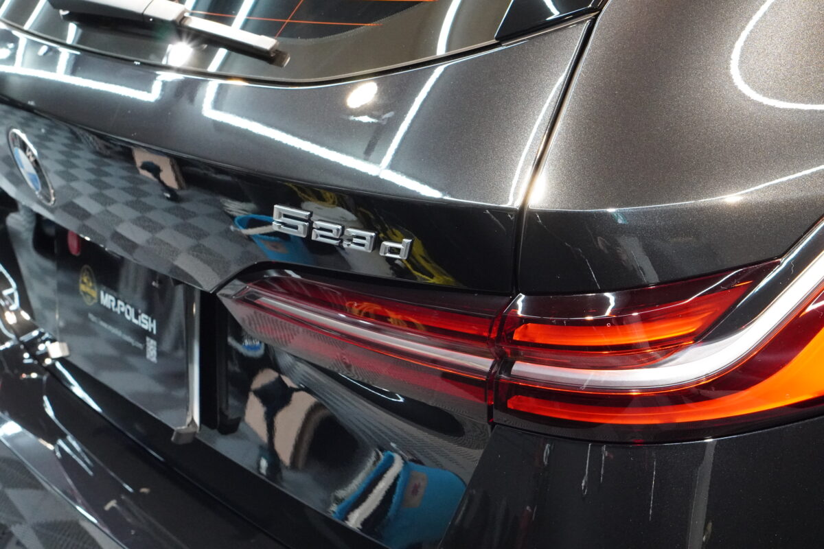 BMW5シリーズへセラミックコーティング二層 servFaces施工が完了