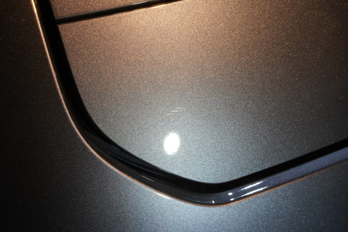 新車のフリードにも確認された細かな傷