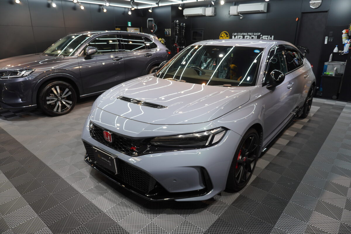 ホンダ シビック TYPE Rの二層セラミックコーティング施工完了