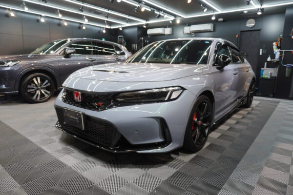 HONDA CIVIC TYPE R（FL5）｜新車へのservFaces二層セラミックコーティング施工事例