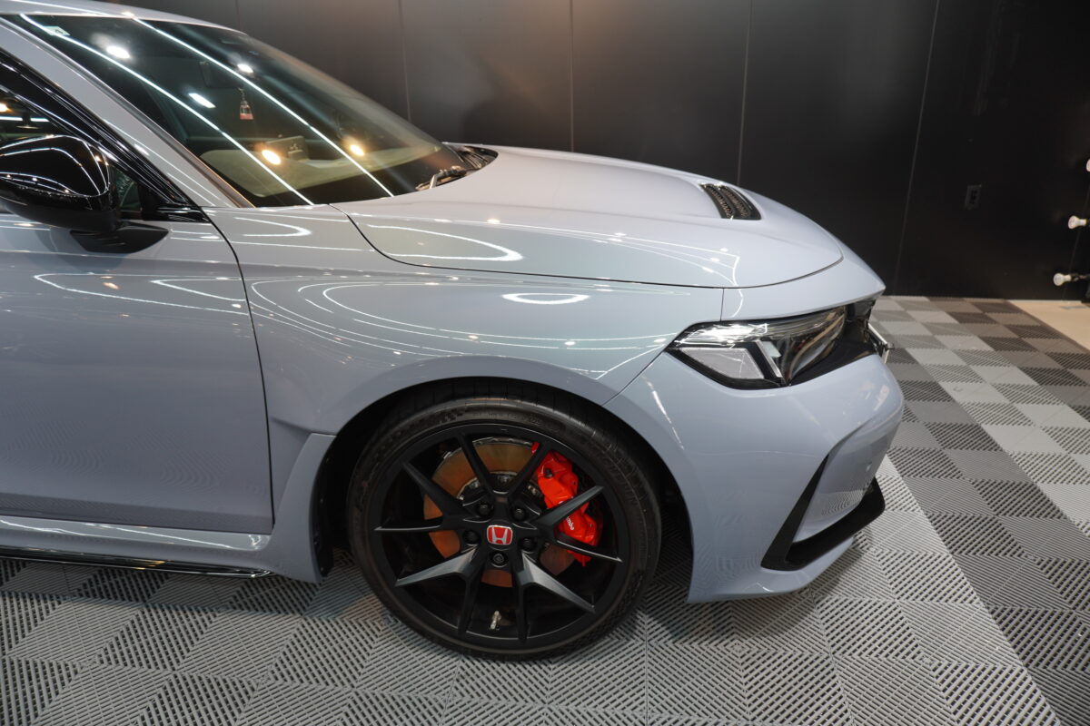 ホンダ シビック TYPE Rの二層セラミックコーティング施工完了
