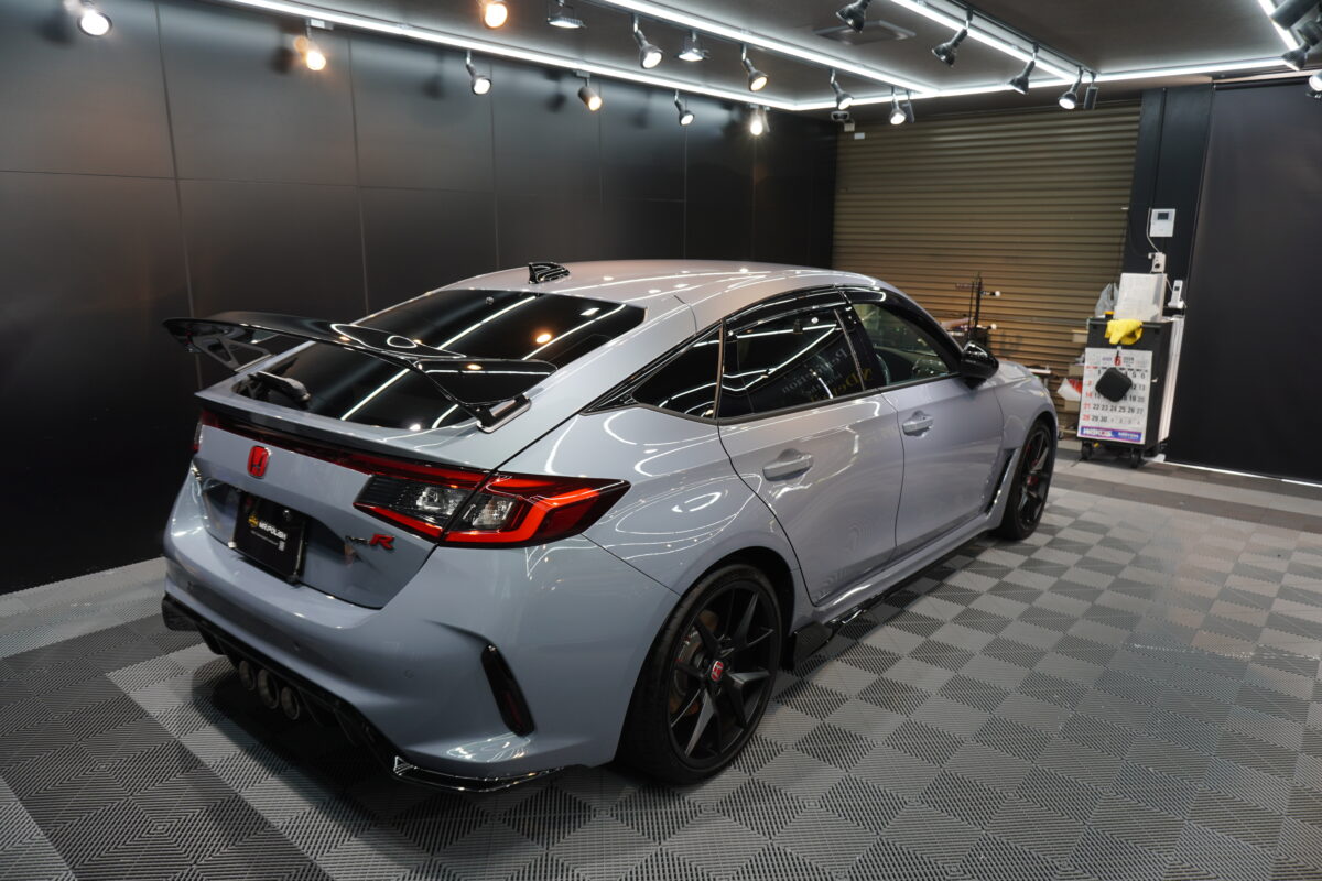 ホンダ シビック TYPE Rの二層セラミックコーティング施工完了